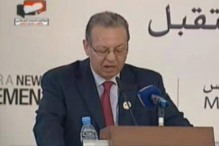 بنعمر يغادر صنعاء الى نيويورك وتوقف اعمال لجنة( 8 8) حتى يعود