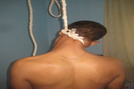 إنتحار شاب حضرمي في ظــروف غامضــة بالمكلا