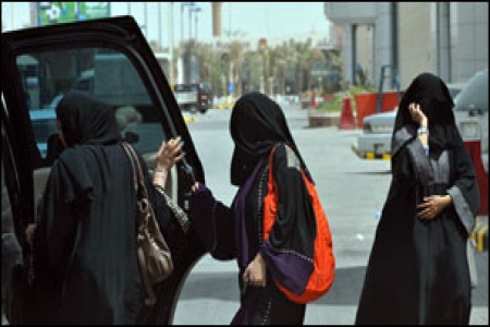 الشيخ اللحيدان : المرأة التي تقود السيارة تخاطر بإنجاب أطفال مشوهة