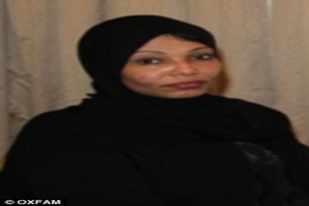 صحيفة بريطانية : نورا الشامي أجبرت على الزواج في الـ 11 عامًا هربًا من الفقر امرأة تجسد واقع زيجات الأطفال في اليمن