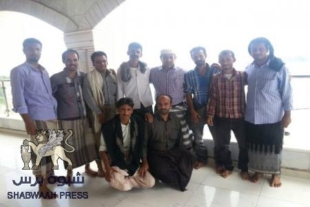 الشيخ صالح فريد العولقي يلتقي باللجنة التحضيرية لمليونية اكتوبر ويؤكد تأييده ودعمه لها.