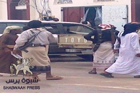 مصادر خاصة : تكشف عن لعبة الوحدة أو القاعدة في الجنوب