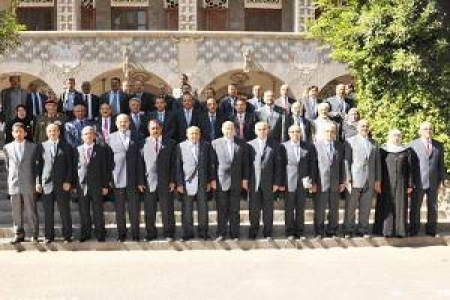 حكومة جديدة في صنعاء لتنفيذ مخرجات الحوار اليمني