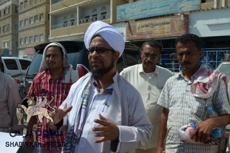 الإفراج عن رجال الحموم من السجن بوساطة الداعية المنصب باعباد ودعم المحافظ الديني