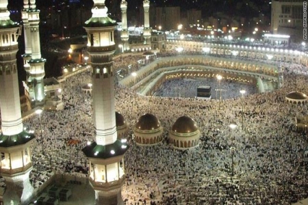 الشايع: السعودية جنبت الحرمين خلافات المذاهب والسياسة