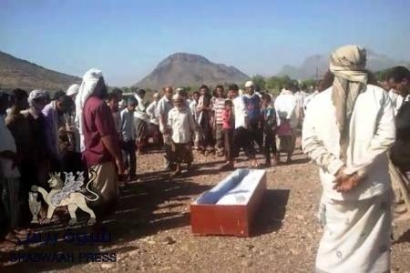 تشييع جثمان الناشط أمين محسن المتوفي بظروف غامضة في مصر