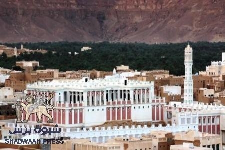 نقطة عسكرية بمديرية تريم حضرموت تطلق النار وتحتجز ستة مواطنين من ابناء الضالع بينهم الزميل عماد الجحافي