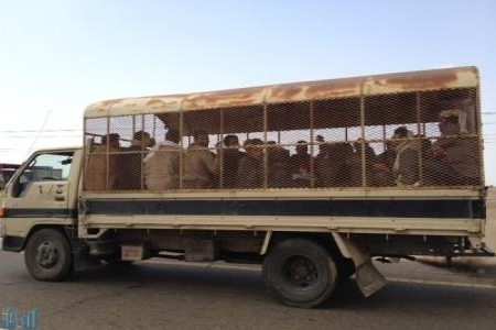 السعودية تعلن الغاء البصمة على المغتربين اليمنيين الذين تم ترحيلهم