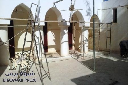 دائرة الشباب والطلاب بمديرية تريم وبمساعده فاعلي الخير تطلق حملة لترميم وتنظيف مساجد مدينة تريم