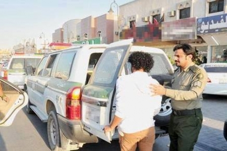 أبو يمن ملاحق في كل مكان : لعنة الجوازات تطارد اليمنيين في ماليزيا!!