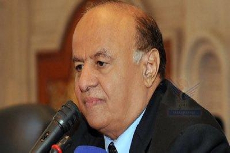 عبدربه منصور هادي يزور وزارة الدفاع اليمنية المنكوبة بتفجير اليوم