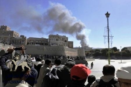 تكتل بكيل الوطني يدين استهدف مبنى مجمع وزارة الدفاع والمستشفى العسكري بالعرضي