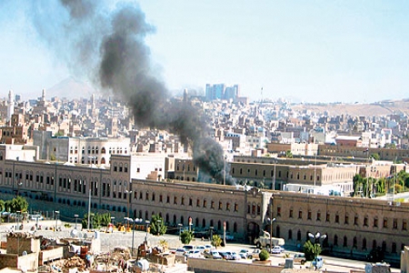 مصدر عسكري يؤكد القضاء الكلي على المجموعة الإرهابية التي هاجمت مستشفى مجمع الدفاع