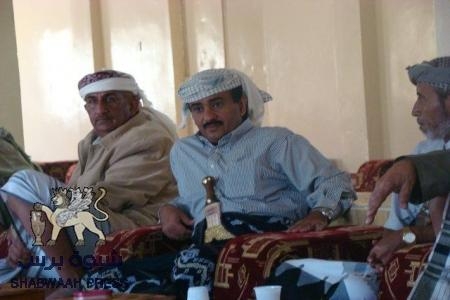 الأمن المركزي يطلق النار على أبن الوزير العولقي والقوسي يقدم عدل الأمن المركزي