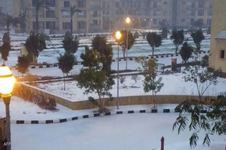 رواج للنكته في مصر : الثلوج تطلق ‘‘عواصف فكاهة ‘‘