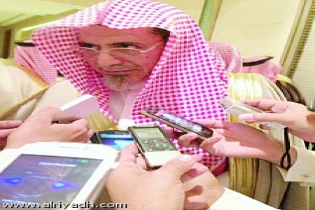 ابن حميد يدين التفجيرات في مستشفى باليمن: شوهت صورة المسلمين وأثرت على دعم اليمن وسورية