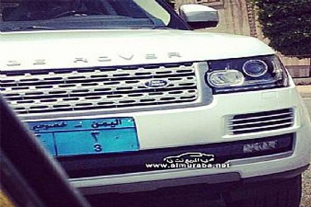 أول ‘‘رانج روفر‘‘ موديل 2014 تصل الوطن العربي لمواطن في اليمن