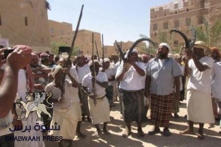 قنوات سهيل واليمن اليوم : سكان المكلا هم بقايا أفارقه وهنود .