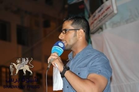 قوات الاحتلال تداهم منزل الناشط ‘‘عبدالرؤوف زين السقاف‘‘  بالمعلا وتعتقل والده الى جهة غير معلومة