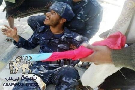 مصدر أمني جنوبي: تهريب جنود متهمين في حادثة إطلاق نار بعتق الى محافظة مارب اليمنية .