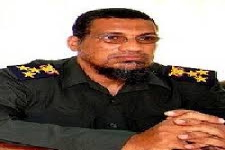 مدير الأمن العميد فهمي محروس يهدد باقتحام أحياء بالمكلا.