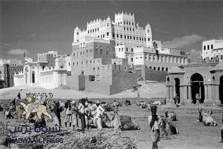 لليوم الرابع : السلطات في سيئون تعجر عن فتح مرافقها بعد إغلاقها من مسلحين