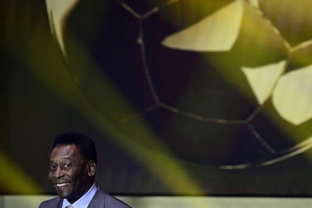 بيليه: ميسي هو أفضل لاعب في العالم الآن