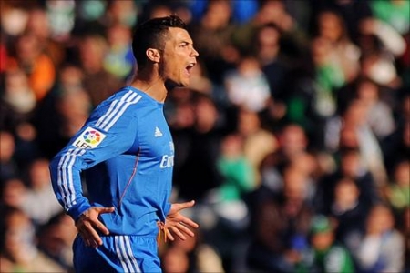 ريال مدريد يلتحق بالمتصدرين بخماسية ضد بيتيس