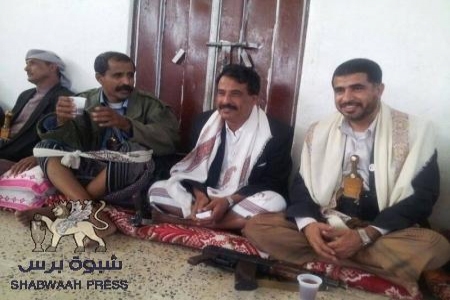 القيادي في حزب الاصلاح علي محمد عامر يعقب على خبر في موقع ‘‘ شبوه برس‘‘