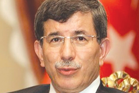 أوغلو: تركيا وإسرائيل قريبتان من تطبيع العلاقات