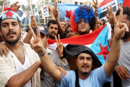 سكاي نيوز : اليمن.. الأمن يفرق مسيرات جنوبية بالرصاص