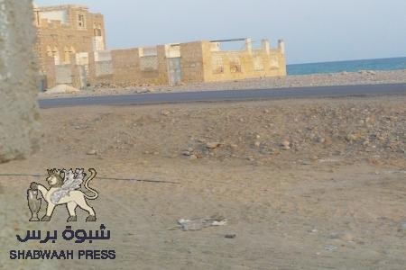 مهجري دماج يحطون رحالهم في مدينة الحامي شرقي مدينة المكلا وسط رفض المواطنين