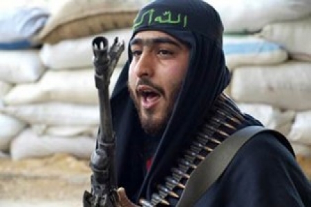 التايمز: السعودية في حالة تأهب بعد إنضمام أعداد غفيرة من شبابها للجهاد في سوريا