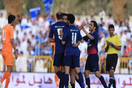 الهلال يتجاوز الزلفي والشباب يقصي النصر من كأس خادم الحرمين