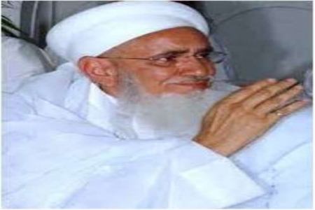 سلطان البهرة يصل الى عدن لزيارة أتباعه