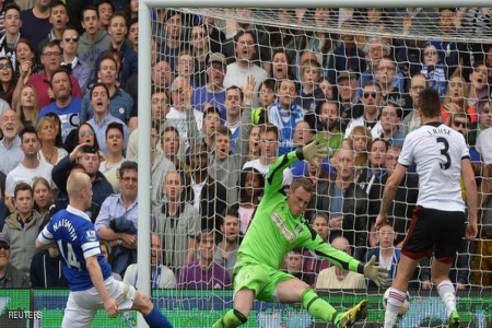 إيفرتون يقترب من التأهل لدوري أوروبا