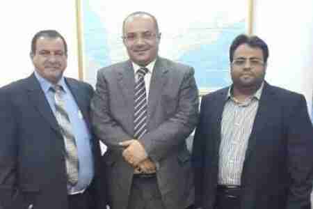 في لقائة نقابة عمال ميناء المكلا : القبطان البان يكشف عن فساد ونهب بمؤسسة البحر العربي باكثر من مائة مليون ريال!