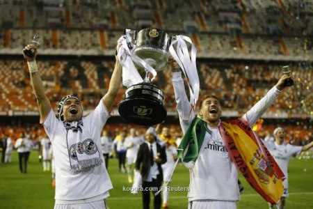 ريال مدريد يتوج بكأس الملك .. ويقضي على ما تبقى من برشلونة