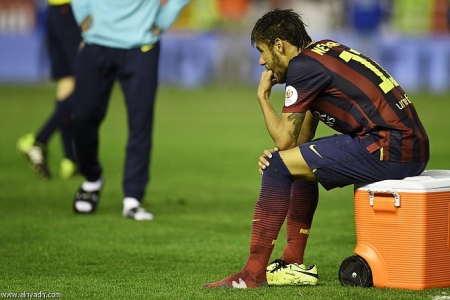 الإصابة تبعد نيمار وخوردي البا عن برشلونة