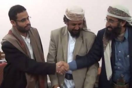 بمليار ونصف ر ي: الحجوري يحاول شراء جبل كان موقعًا عسكريًّا في دمث لإقامة مركز سلفي بديلاً عن دماج