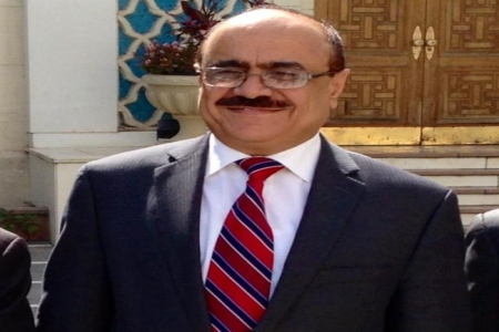 وزير اعلام صنعاء يصف الجنوبيين المنادين بتقرير المصير بأنهم بلا شرف