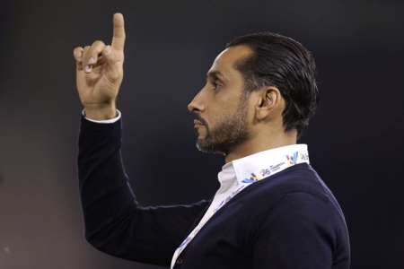 مستقبل سامي الجابر مع الهلال السعودي على المحك