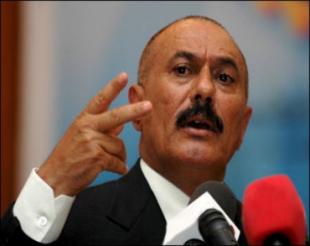 علي عبدالله صالح أول حاكم في التاريخ يمتلك ثلاثة تواريخ ليوم ميلاده (صورة البطاقة)