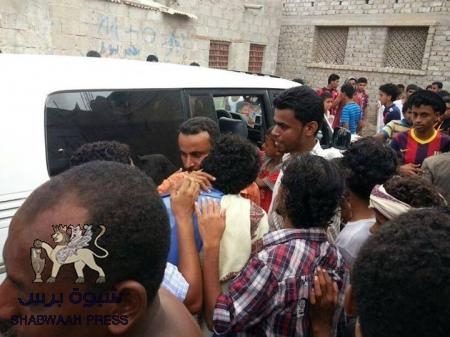 الأفراج عن الناشط محمد باراسين في المكلا منذ ساعات