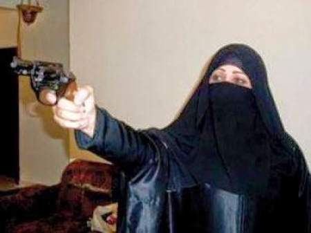 امرأة سعودية تقتل زوجها لأنه تزوج عليها امرأة أخرى