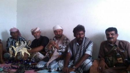 برعاية رئيس حلف قبائل حضرموت التوصل إلى أتفاق قد ينهي الخلاف بين قبيلة المصعبين ويافع في قضية اختطاف الطفل البطاطي