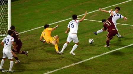 روسيا وكوريا يقتسمان نقطتي التعادل