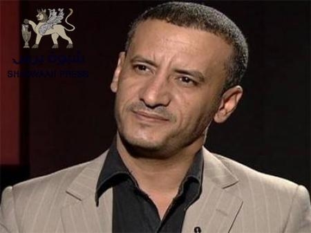 كاتب صحفي مقرب من المخلوع  يحرض على أعمال عنف على صفحته بالفيسبوك