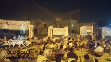 أهالي خور مكسر يصدرون بيان ازاء حملات مداهمه واعتقال ابنائهم من قبل قوات الامن .