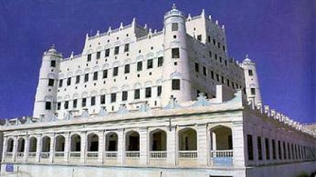 استئناف الرحلات الدولية الى مطار سيئون
